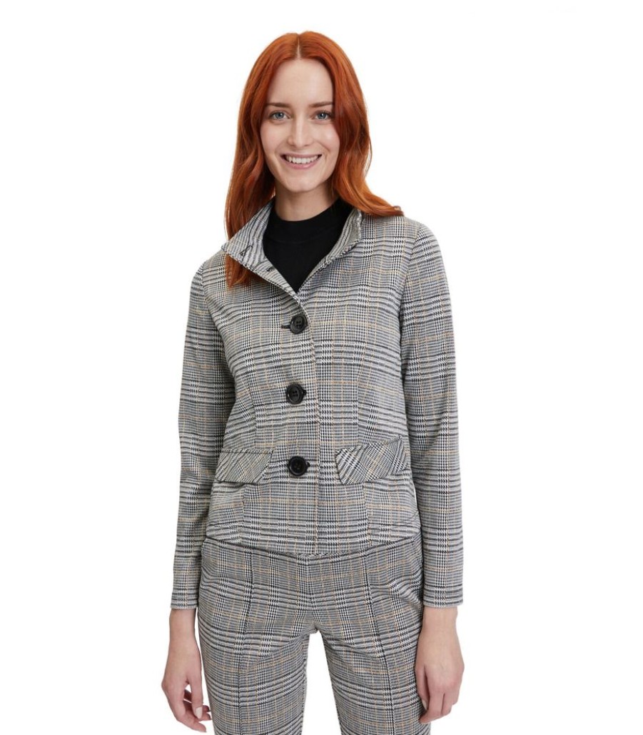 Femmes Betty Barclay Maatpakken & Blazers | Blazer Met Opstaande Kraag